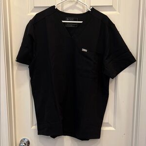 FIGS Men's Black Shirt